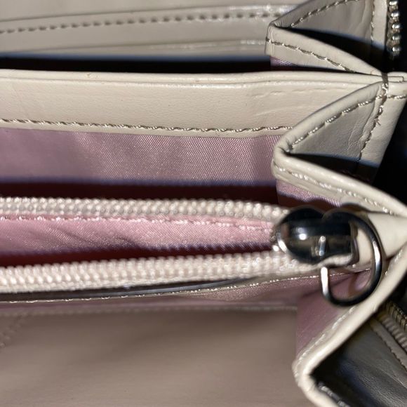 Coach Wallet - Picture 4 of 5